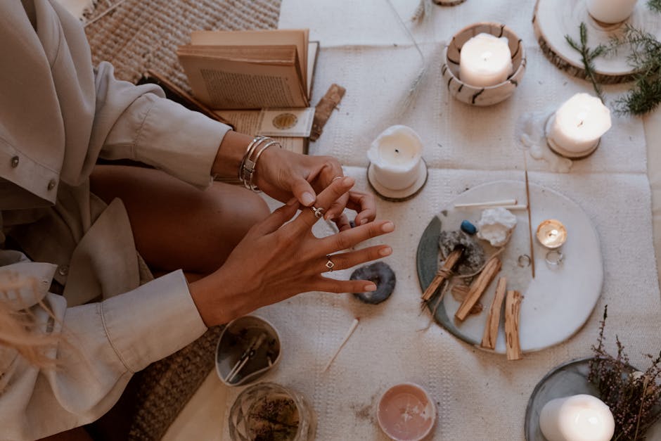 The Art of Expression: How Statement Silver Rings Define Personal Rebellion