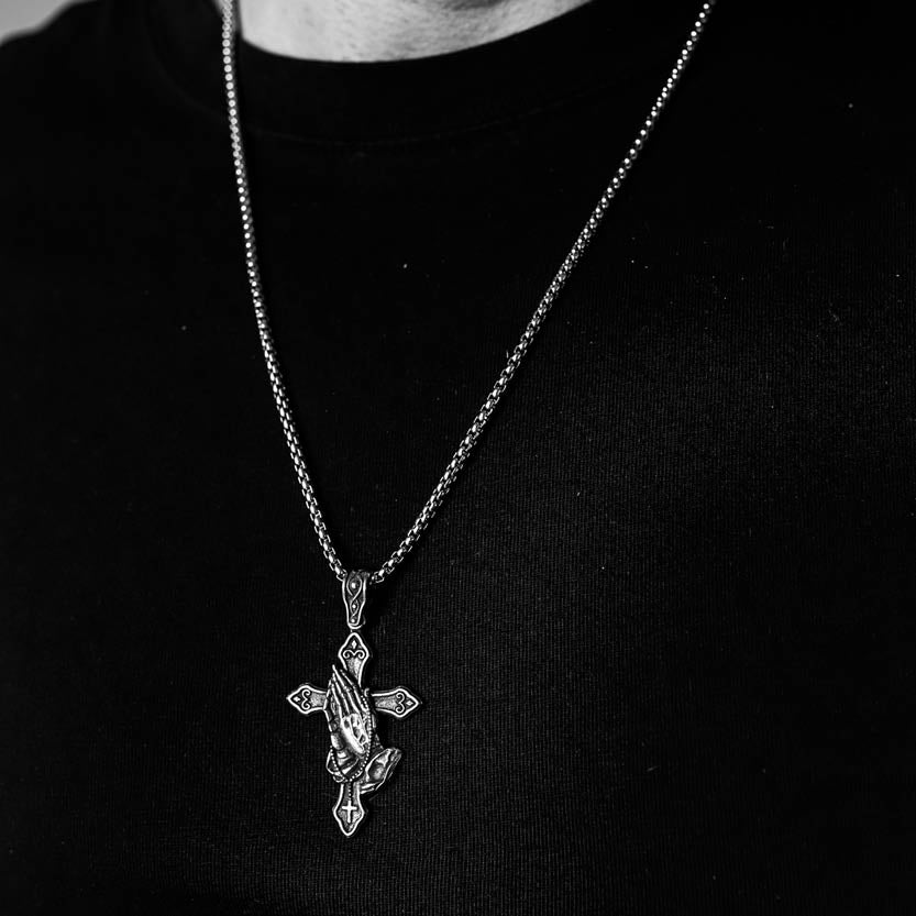 PRAYER CROSS. - NECKLACE