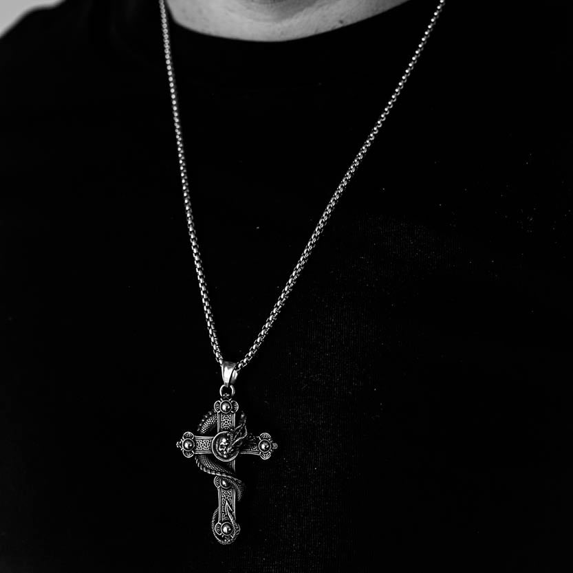 SNAKE CROSS. - NECKLACE