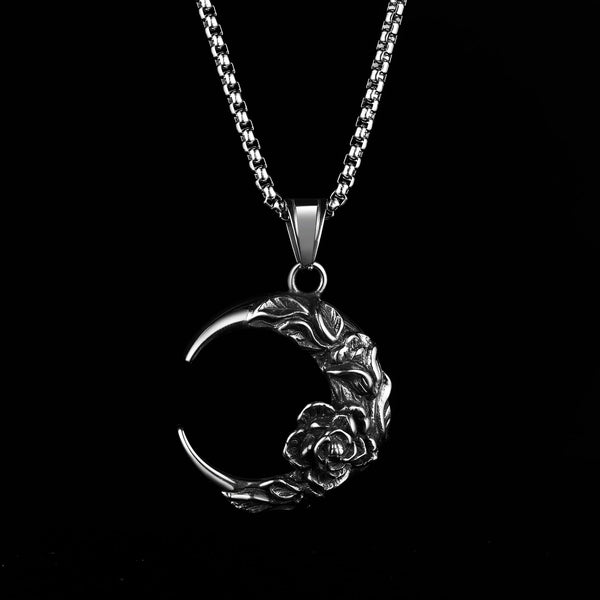 MOON LOVE. - NECKLACE